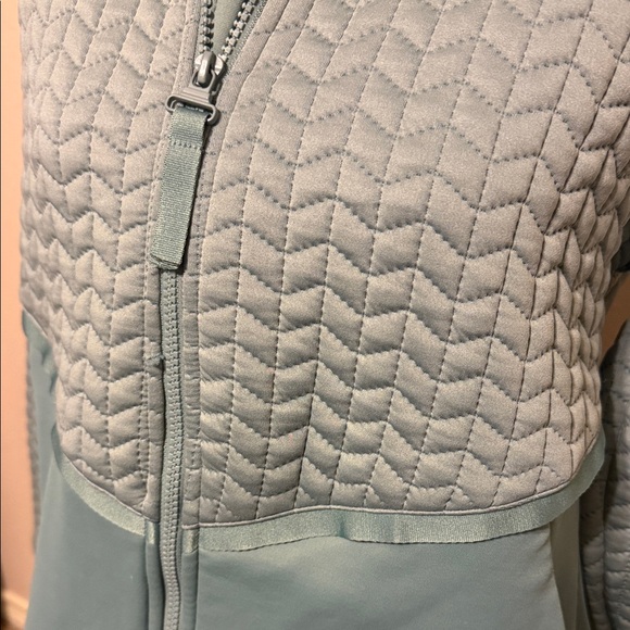 Avia Quilted Jacket in Teal Blue - Picture 4 of 10